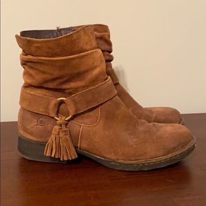 Borne Suede Boots